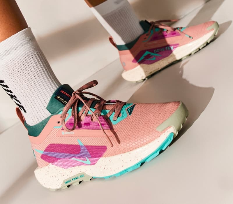 NIKE REACT PEGASUS TRAIL PINK