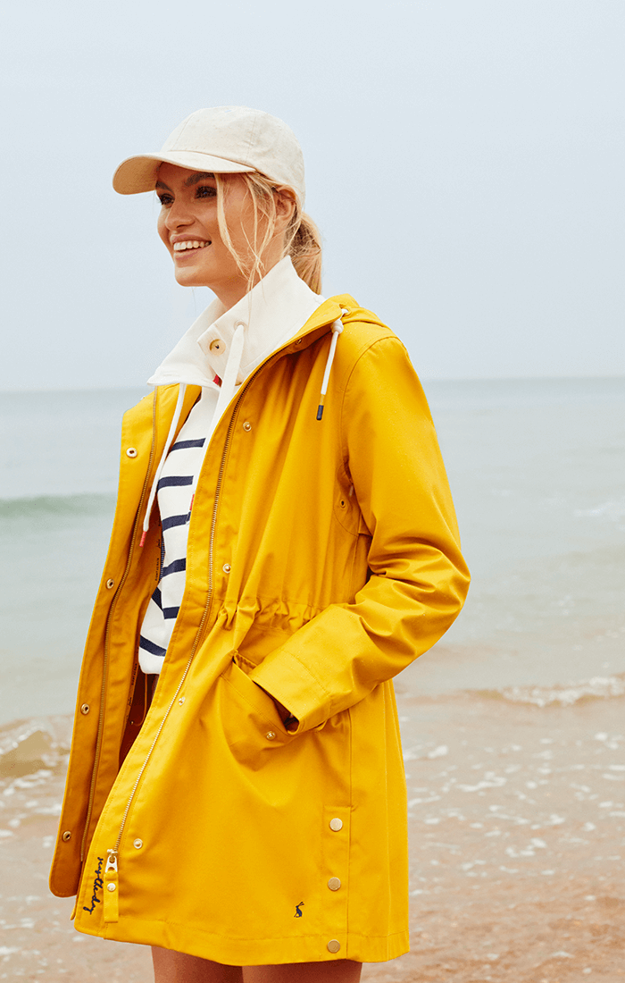 Padstow Raincoat Antique Gold