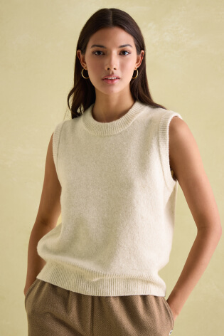 Women’s Knitted Vests